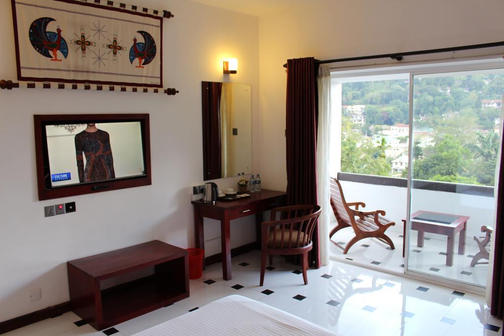 Kandyan Hotel Exterior foto