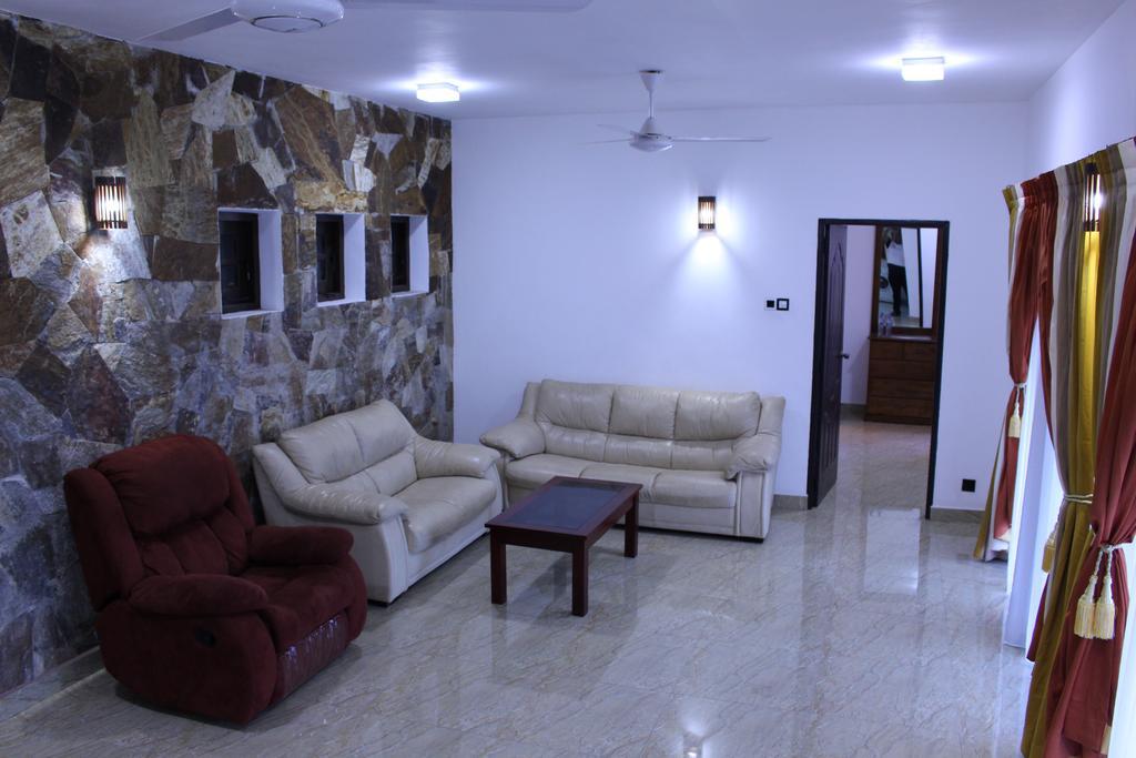 Kandyan Hotel Exterior foto