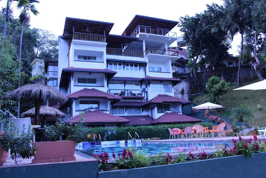 Kandyan Hotel Exterior foto